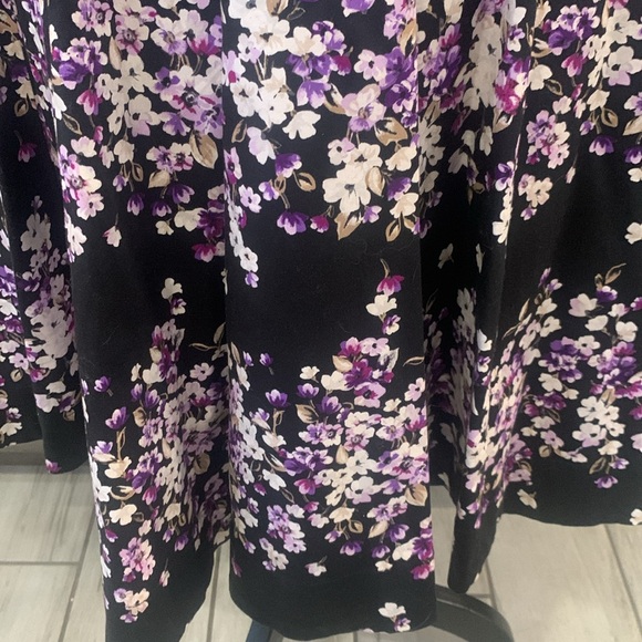 White House Black Market Purple Lavender Floral Party Sun Dress Women's Size 2 - Picture 10 of 10